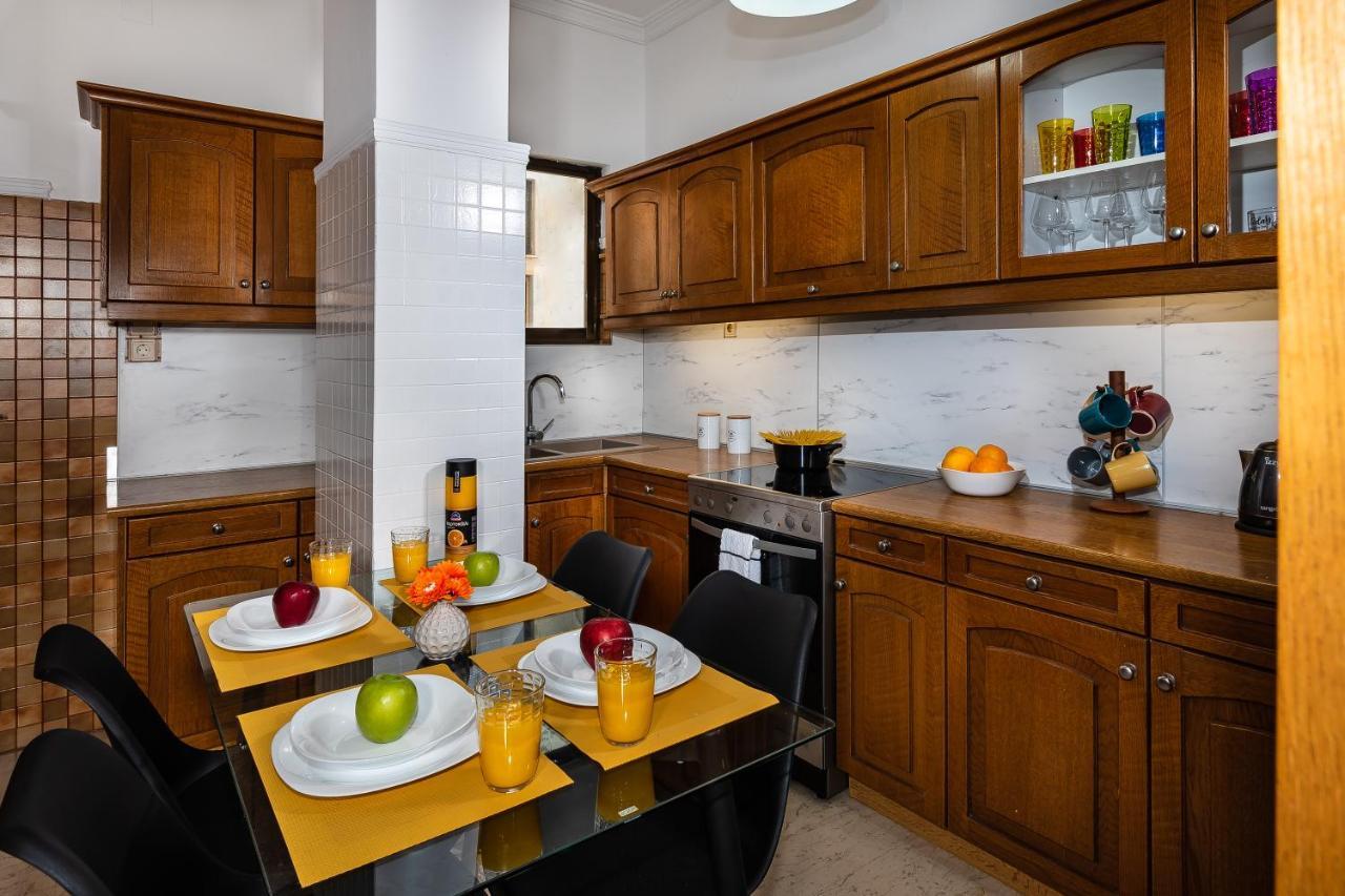 Central Apt. With Parking - 3 Min From Old Port Chania  Exteriör bild